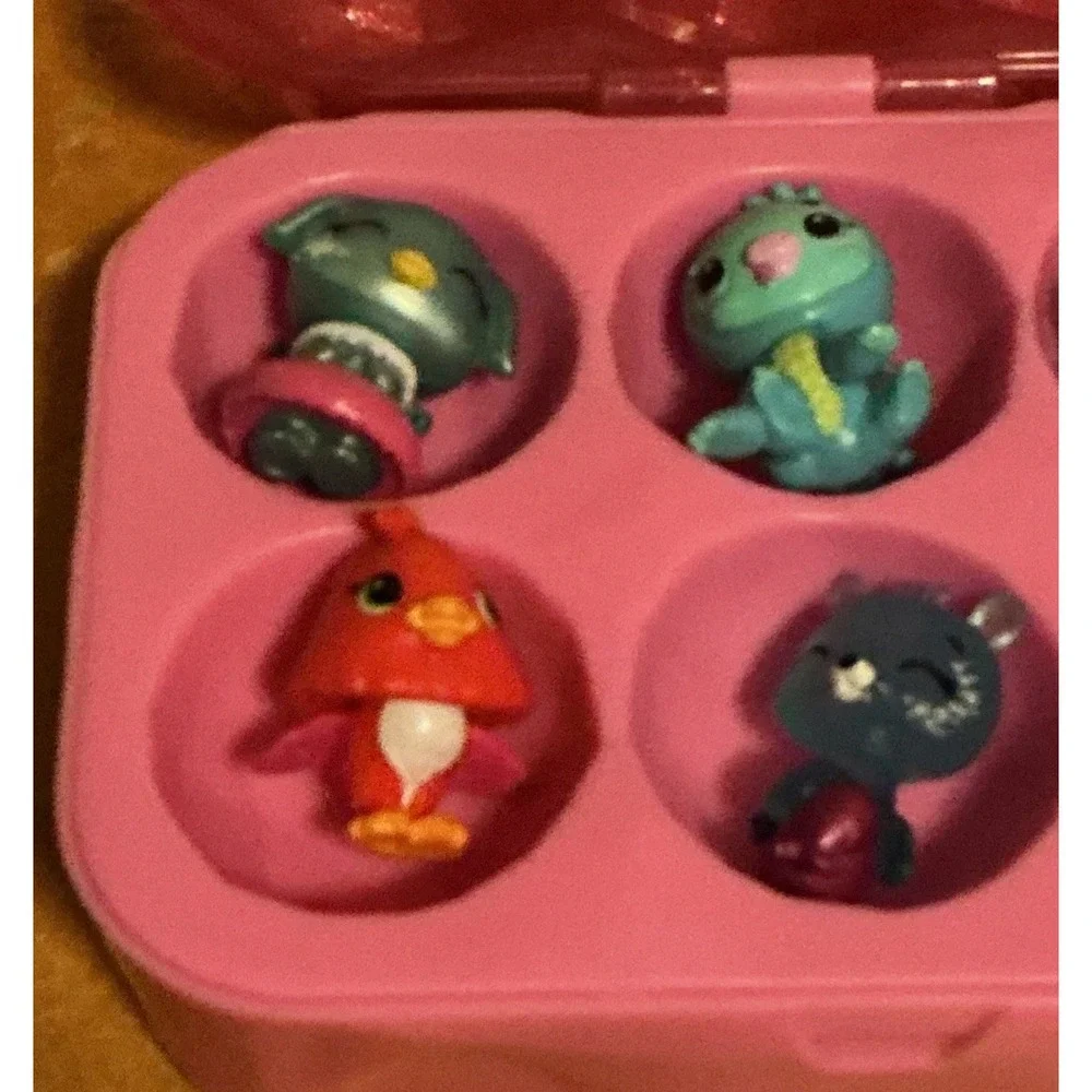 Hatchimals Colleggtibles 12 Pack Egg Carton Case Pink Sparkle With 12 Hatchimals